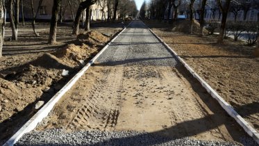 Фото: Новый тротуар появится на бульваре Доменщиков