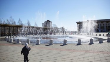 Фото: В Череповце прошло тестирование светомузыкального фонтана