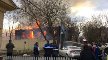 Фото: В Череповце горел двухэтажный дом