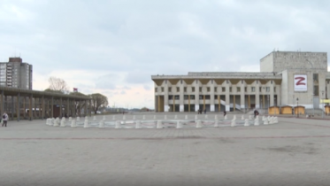 Фото: Арку и неоновую вывеску предложили поставить на площади Молодежи