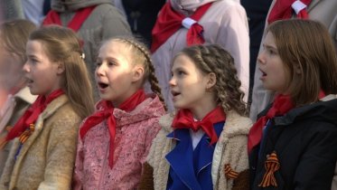 Фото: Салют в Череповце увидели около 35 тысяч человек