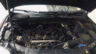 Фото: Череповчанин, бросившись тушить свой автомобиль, получил ожоги