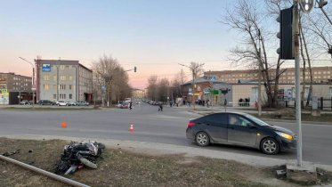 Фото: В результате апрельской аварии в больнице Череповца умер мотоциклист