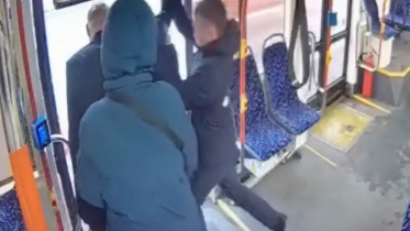 Фото: Пассажир, сломавший руку контролеру в череповецком трамвае, решил извиниться перед пострадавшей
