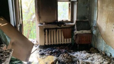 Фото: 35-летний курильщик подпалил собственную квартиру