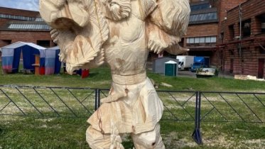 Фото: Победителей фестиваля деревянных скульптур назвали в Череповце