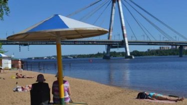 Фото: 30 горожан решили «принять на грудь» на череповецких пляжах за выходные