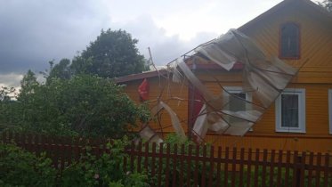 Фото: Стихия буквально разнесла ряд домов в Череповецком районе