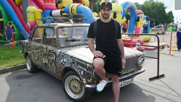 Фото: Хоккеист «Северстали» передал на добрые дела 40 тысяч с розыгрыша своей «копейки»