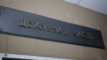 Фото: Череповчанка выпрыгнула из окна многоэтажки, спасаясь от собутыльников