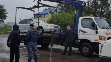 Фото: Три машины на два миллиона рублей арестовали у череповецких должников