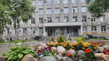 Фото: Сотрудников администрации Череповецкого района эвакуировали из-за сообщения о минировании