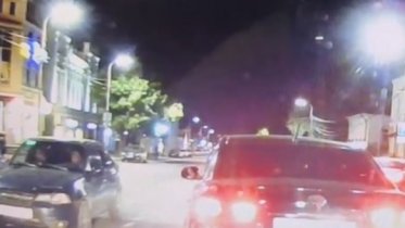 Фото: На Советском проспекте под колеса иномарки попала женщина