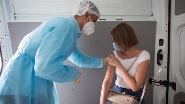 Фото: Повторно от Covid-19 привились свыше 30 тысяч черепован