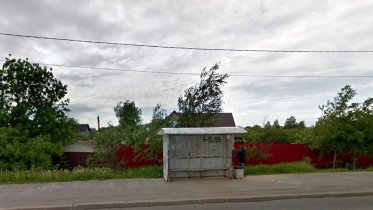 Фото: Павильоны для ожидания транспорта меняют на остановке «Дачи»