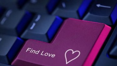 Фото: Почти 800 тысяч рублей перевел в сети Интернет влюбленный в незнакомку череповчанин