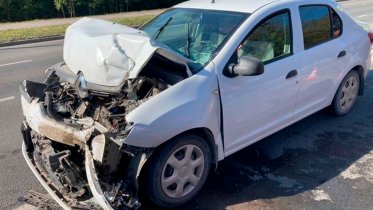 Фото: Пенсионерка попала в больницу после аварии на Кирилловском шоссе