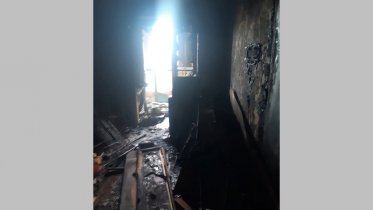 Фото: На Юбилейной загорелась квартира, в которой находились дети