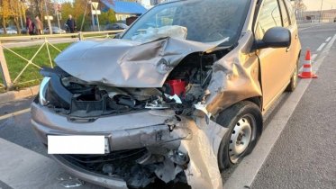 Фото: В Заягорбском районе две иномарки не поделили проезжую часть