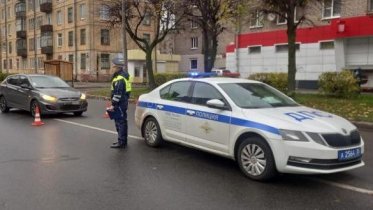 Фото: Автоледи на иномарке сбила школьника