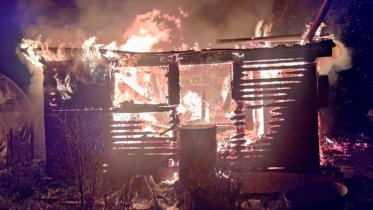 Фото: В Череповце утром сгорела дача