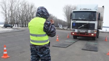 Фото: В Череповецком районе ограничили движение большегрузов