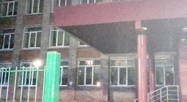 Фото: Учеников из школы, где вспыхнул пожар, перевели на дистанционное обучение