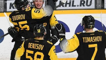 Фото: Череповецкая «Северсталь» встретится с омским «Авангардом»
