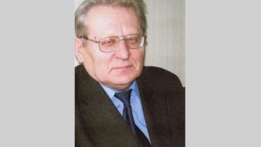 Фото: В Череповце увековечат память заслуженного учителя