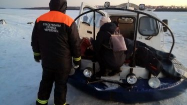 Фото: В Череповце девочка во время прогулки по льду Шексны сломала ногу