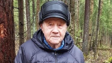 Фото: Череповчанин в свои 98 лет ежедневно проходит по Тропе здоровья 4 километра