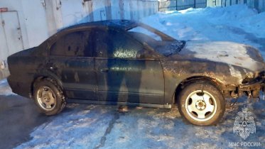 Фото: В Череповце в арендованном гараже произошел пожар