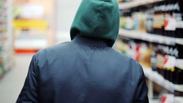 Фото: Череповчанин, поужинавший за счет супермаркета, получил штраф