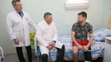 Фото: Губернатор Вологодчины посетил череповчан, получивших ранение в СВО