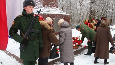 Фото: В Череповце почтили память блокадников