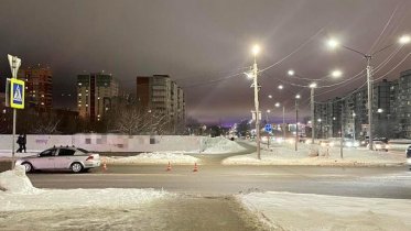 Фото: В Череповце иномарка сбила пешехода