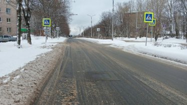 Фото: В Череповце отечественная «семерка» сбила школьницу