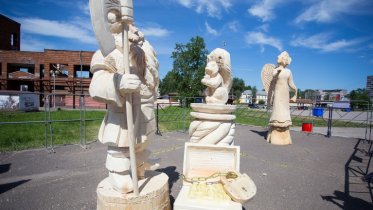 Фото: Череповчанам предлагают задуматься над названием Фестиваля деревянных скульптур