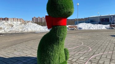 Фото: Топиарные фигуры из «Серпантина» переедут