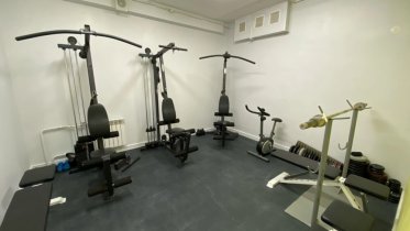 Фото: В школе № 17 в Заречье отремонтировали малый спортзал