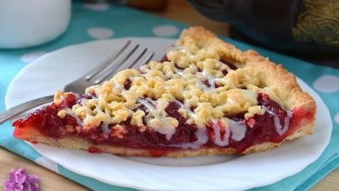 Фото: Череповецких школьников накормят манным пирогом