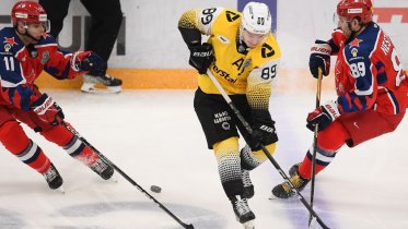 Фото: Хоккейная «Северсталь» снова уступила ЦСКА