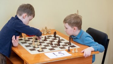 Фото: 200 шахматистов сражаются сегодня в турнире в Череповце