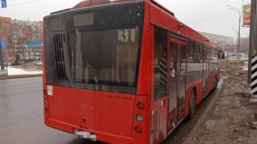 Фото: В Зашекснинском районе пенсионерка травмировалась в автобусе