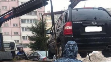 Фото: У череповецкой автоледи арестовали автомобиль