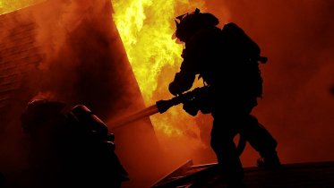 Фото: В Череповецком районе во время пожара в доме пострадал мужчина