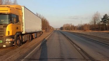 Фото: Пожилого пешехода под Череповцом сбила фура