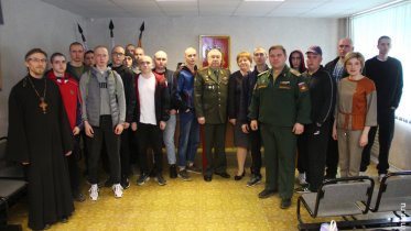 Фото: Первые череповчане в рамках весеннего призыва отправились в армию