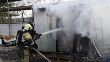Фото: По неосторожности в Череповце сгорел дачный сарай
