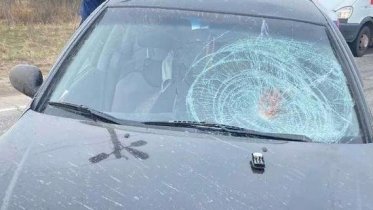 Фото: Пенсионер на мотовелосипеде попал под колеса иномарки под Череповцом